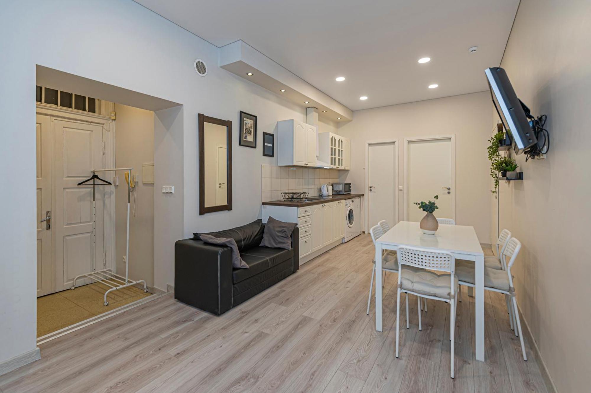 City Centre 3Bd Apartment By Hostlovers Kaunas Exteriér fotografie